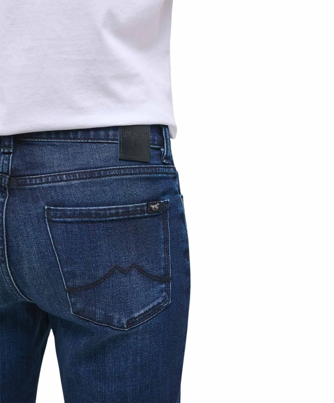 Damen Jeans Crosby Relaxed Slim von Mustang in Dunkelblaue Waschung