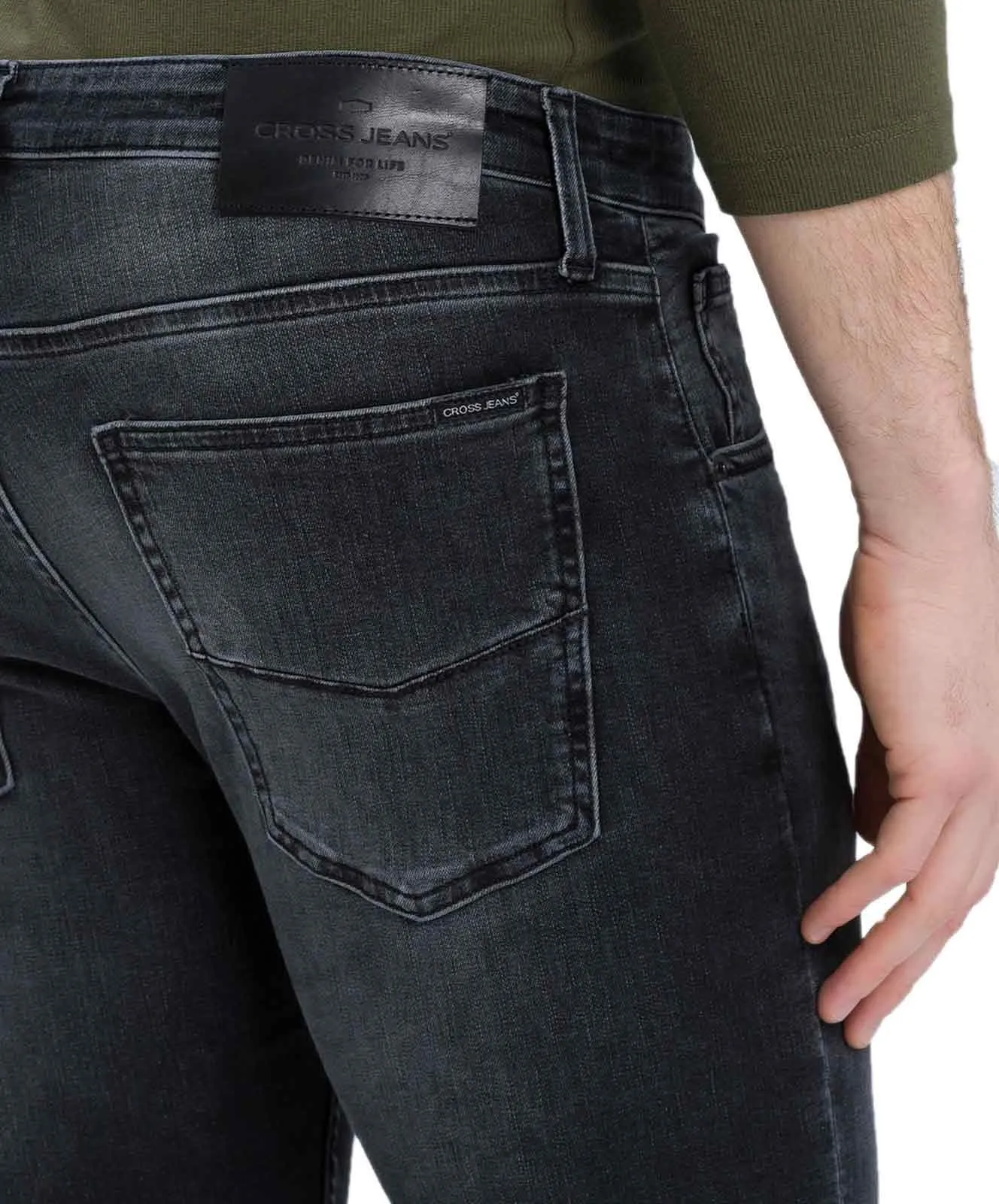 Herren Jeans Damien von Cross in Black Used