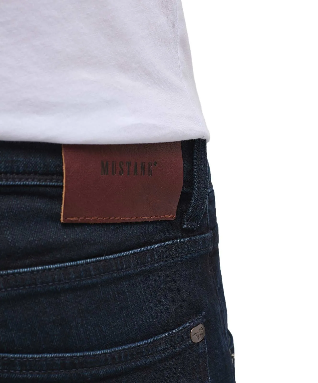 Herren Jeans Michigan Straight von Mustang in Blauschwarz