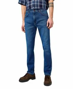 Wrangler Larston Jeans Tapered Fit in Dandelion Summer