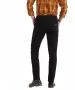 Wrangler Larston - Slim Tapered Jeans in Schwarz f02