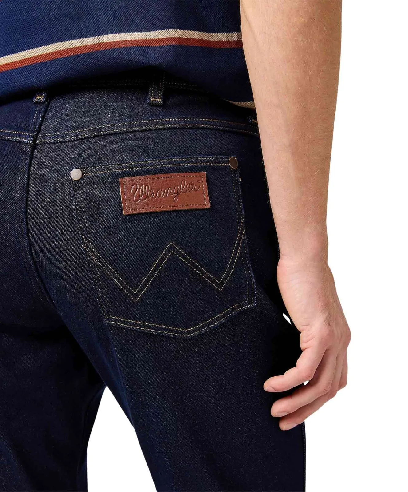 Herren Jeans Larston von Wrangler in Moonlight Rinse