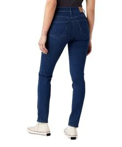 Wrangler Jeans Slim fit mit Body Bespoke in Marineblau