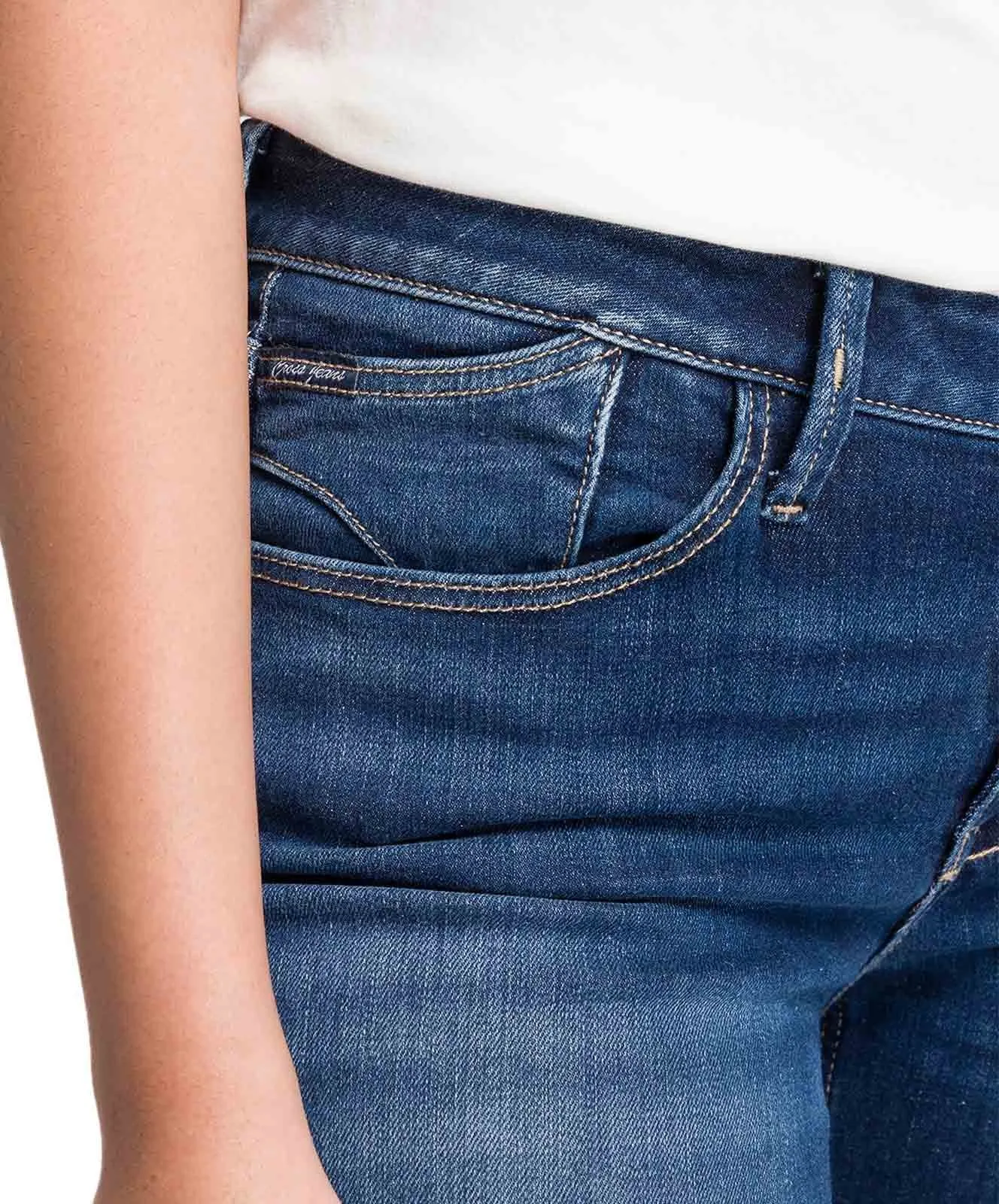 Damen Jeans Rose von Cross in Deep Blue Used