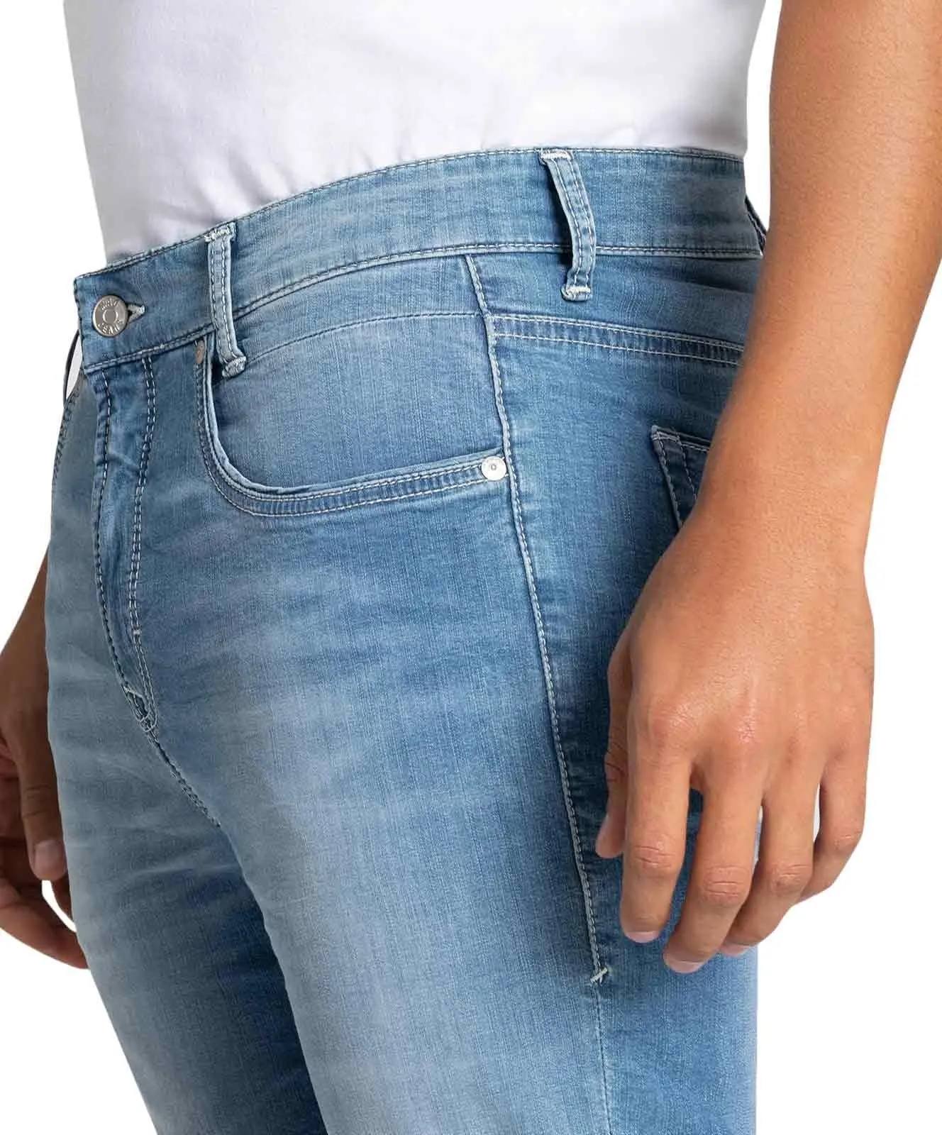 Herren Jeans Arne Pipe von MAC in Light Blue Authentic Wash
