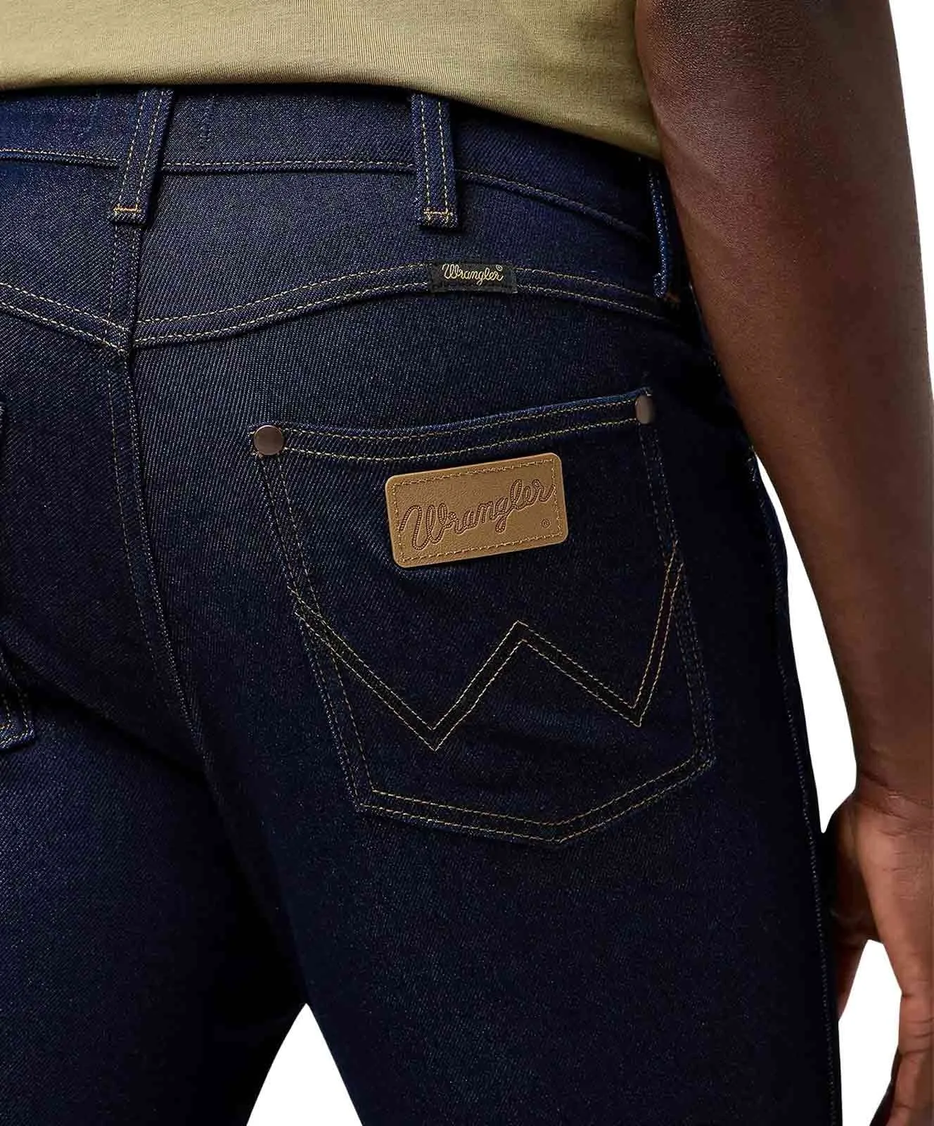 Herren Jeans Wrancher von Wrangler in Moonlight Rinse