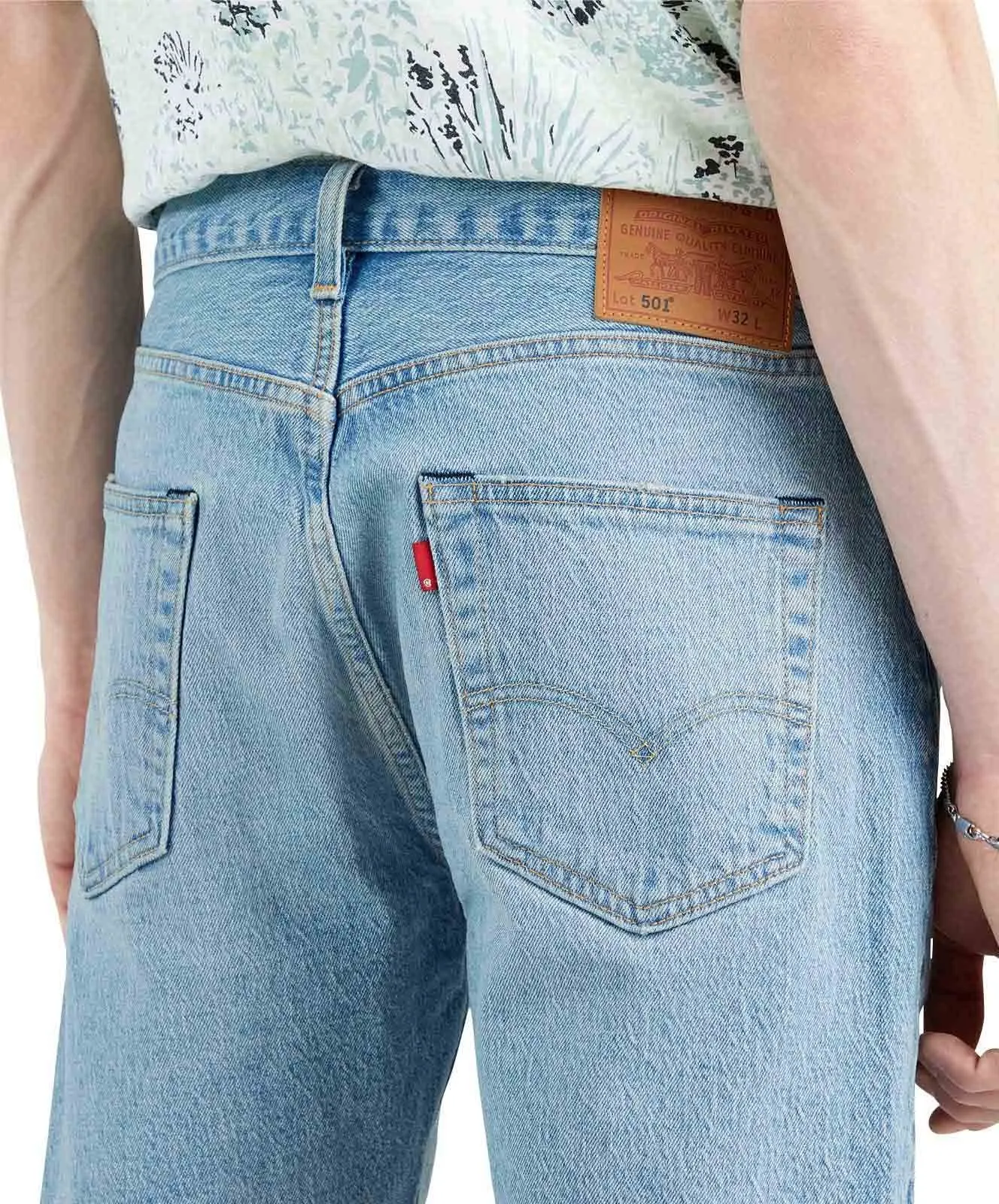 Herren Jeans 501 Shorts Hemmed von Levis in Mountain Life