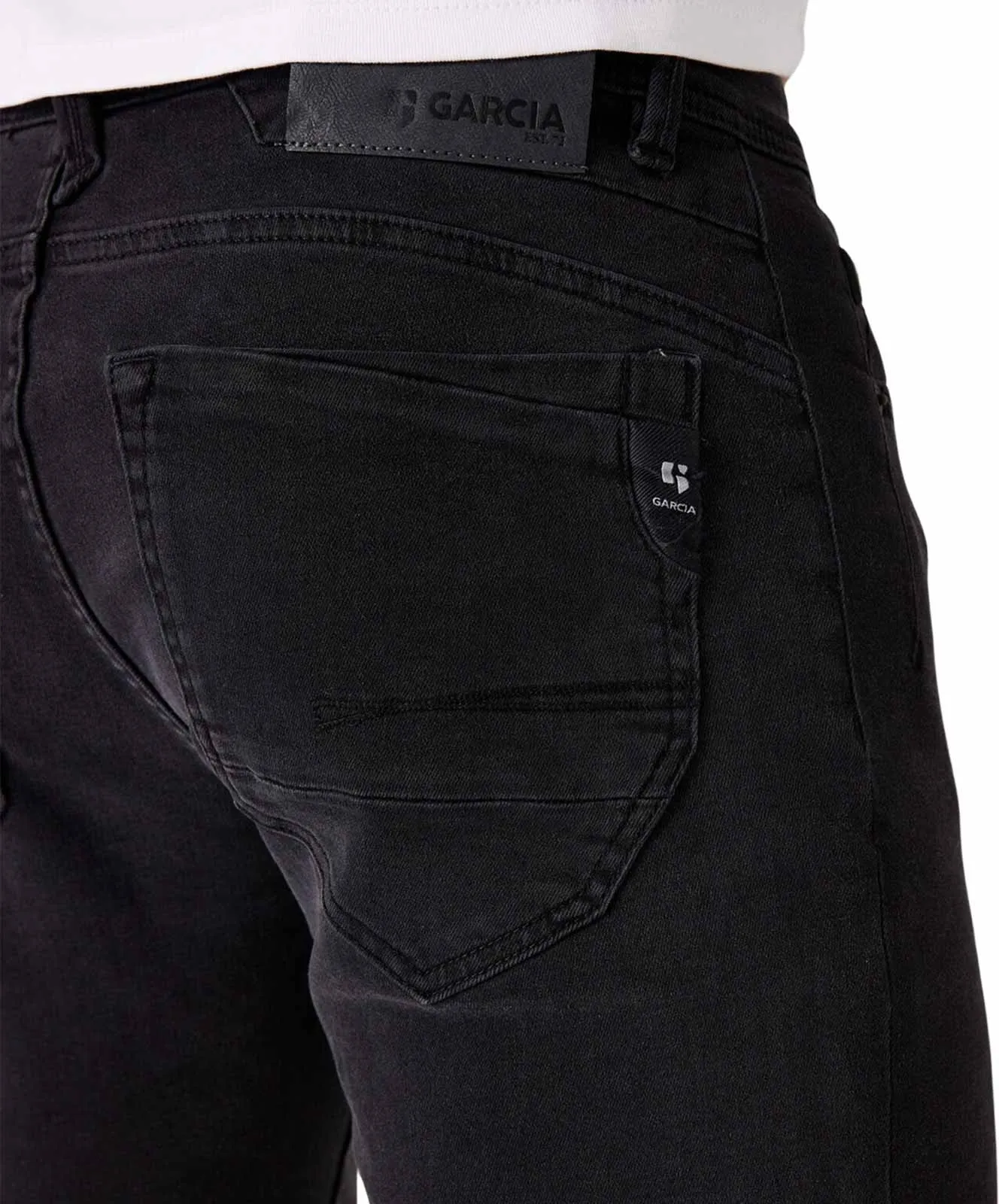 Herren Jeans Rocko 690 von Garcia in Dark Used