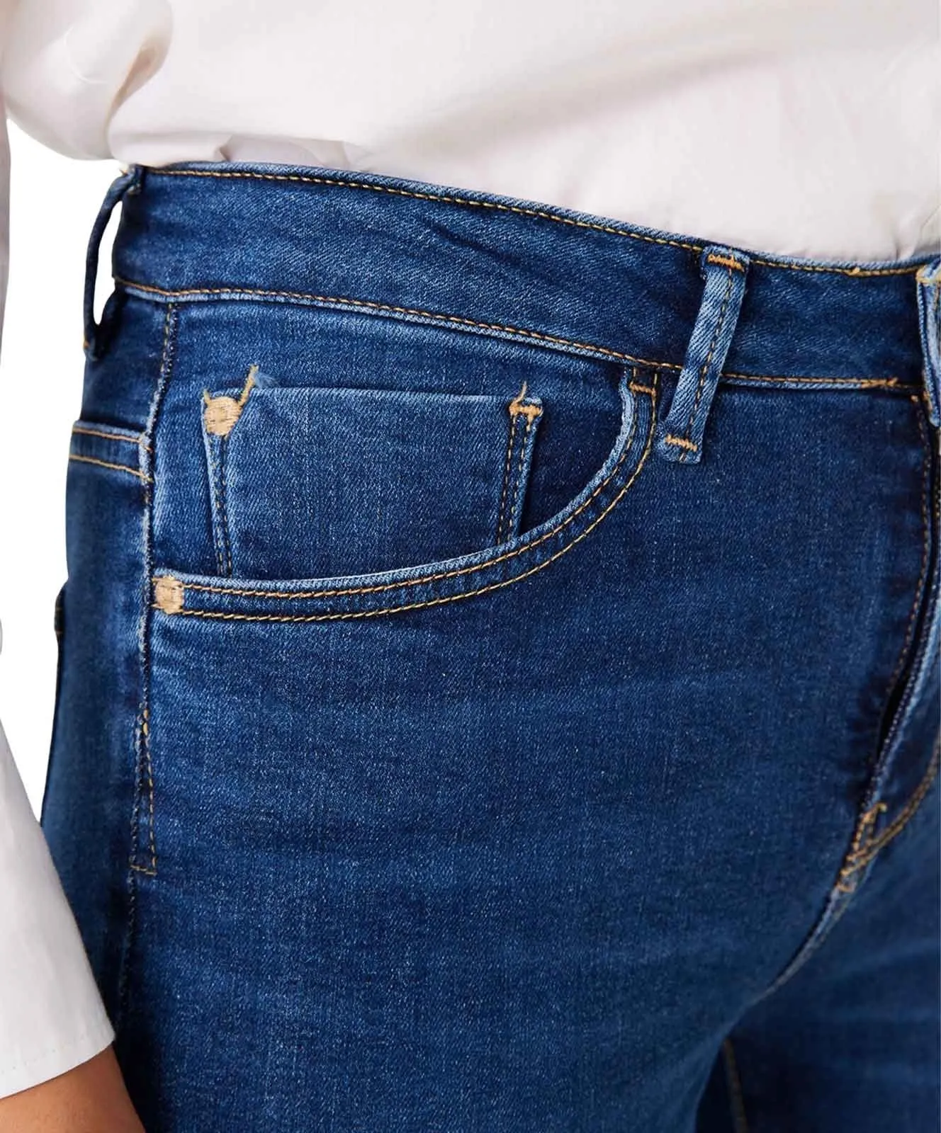 Damen Jeans Celia 245 von Garcia in Dark Used