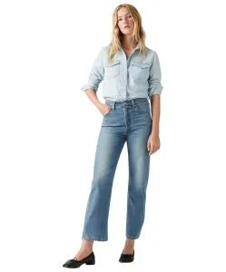 Levi's Ribcage Straight Jeans in Mittelblau mit Knöchellänge