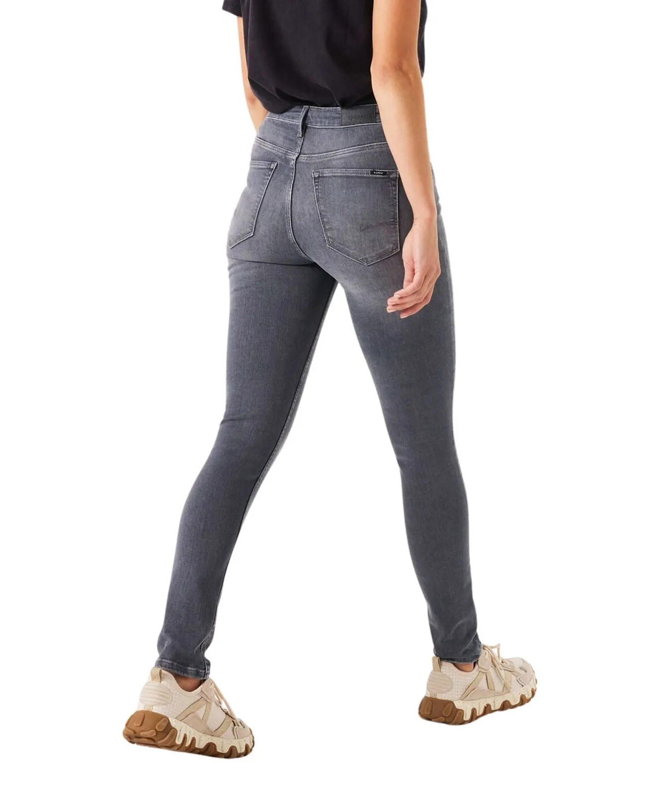 Damen Jeans Celia 244 von Garcia in Medium Used