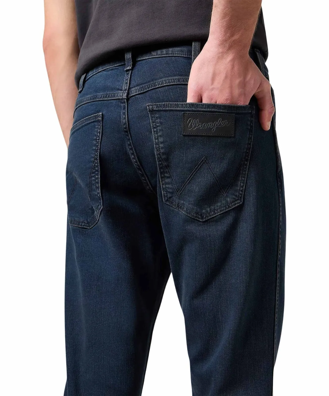 Herren Jeans Greensboro von Wrangler in Iron Blue