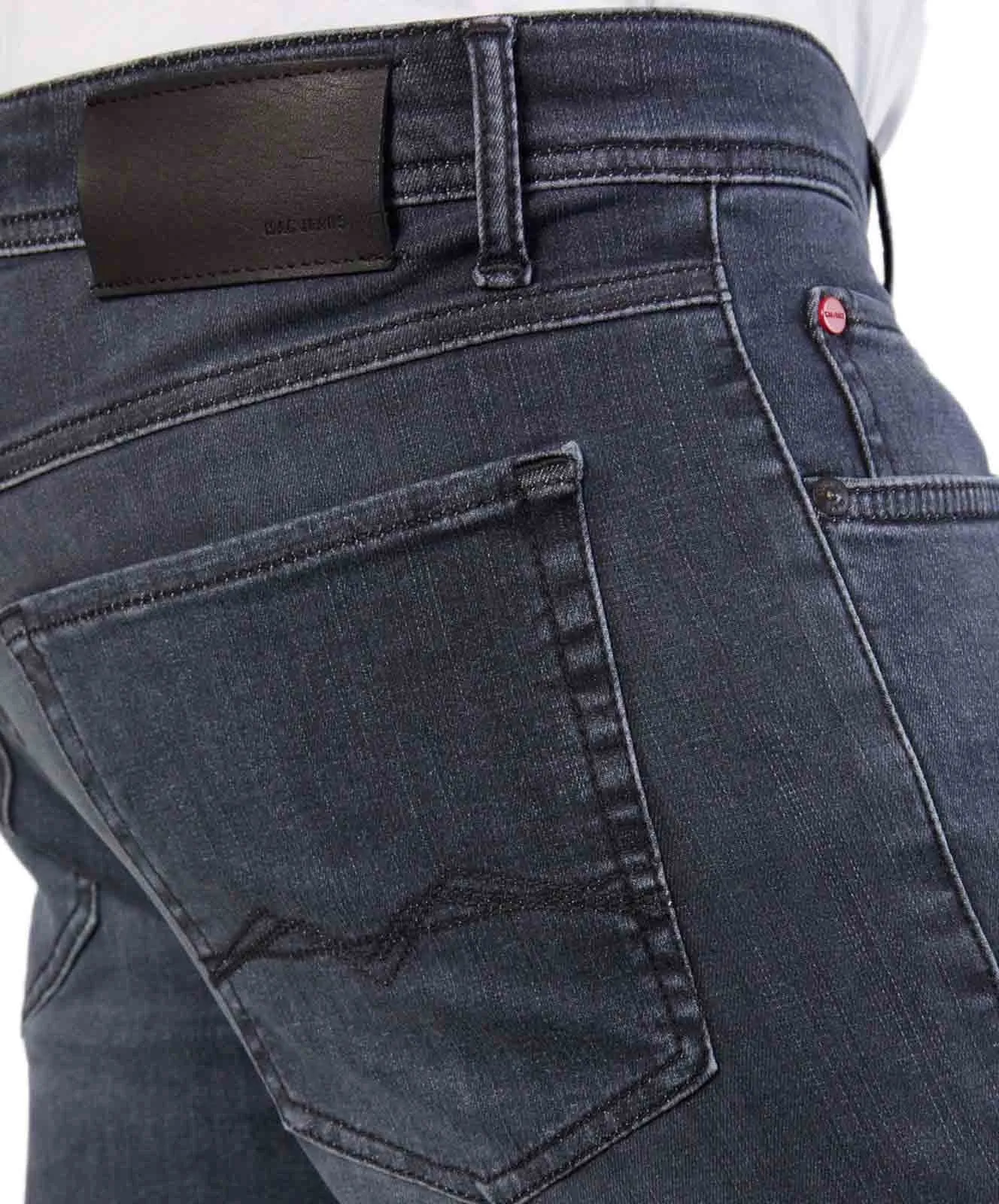 Herren Jeans Ultimate Driver Jeans von MAC in authentic dark grey