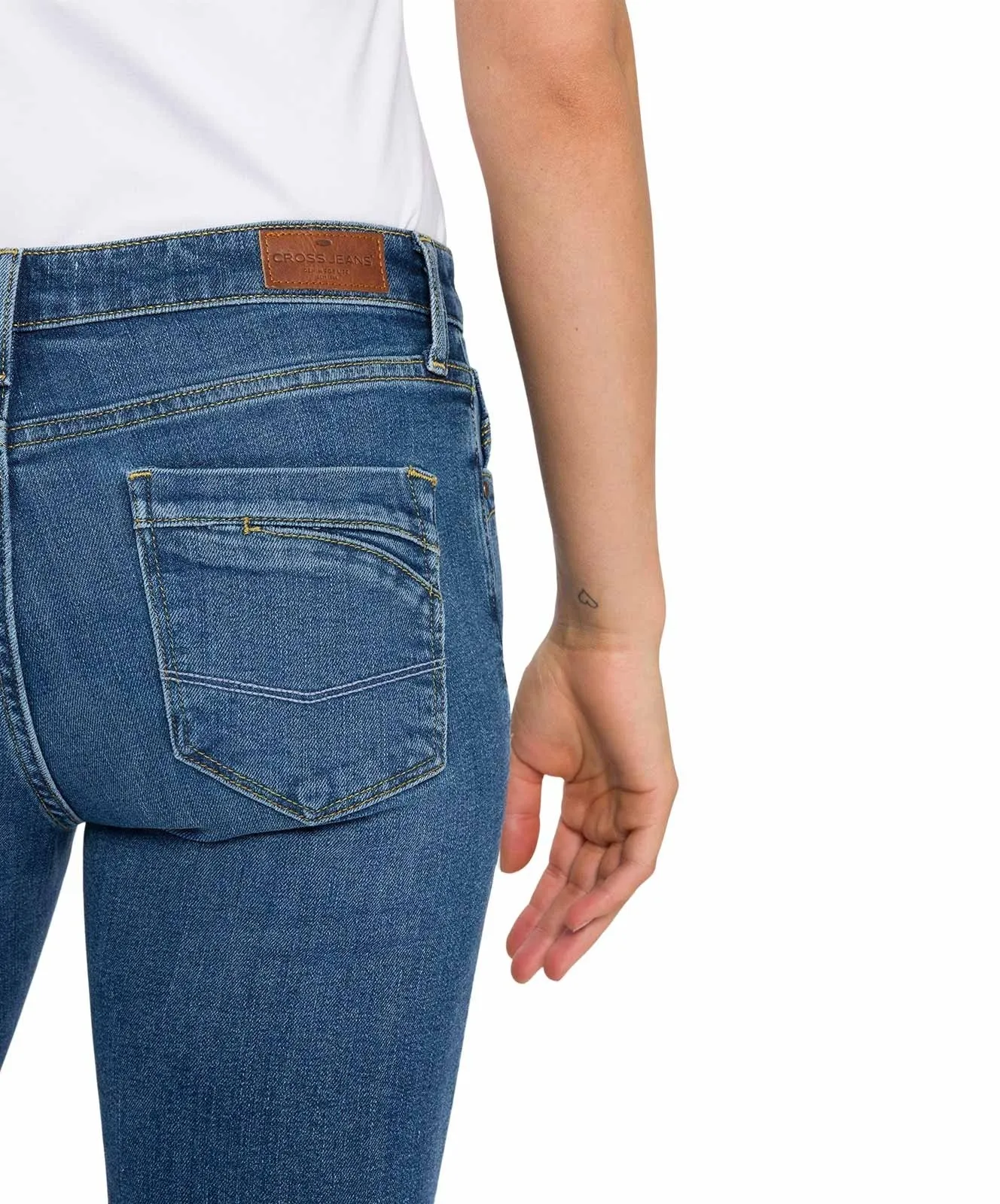 Damen Jeans Lauren von Cross in Dark Blue Used